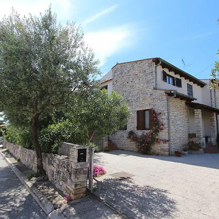 아파트 Studio-apartment Im Mediterranem Steinhaus Und Grosser Terrasse